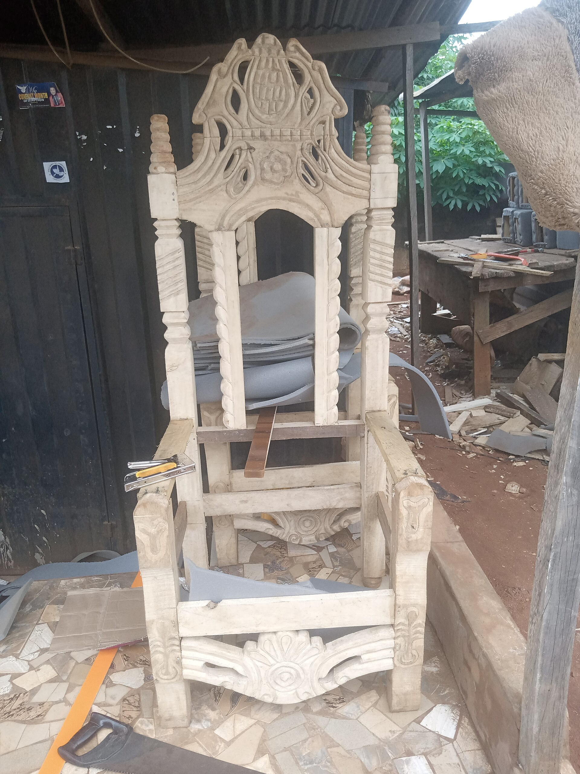 Lecong furniture market